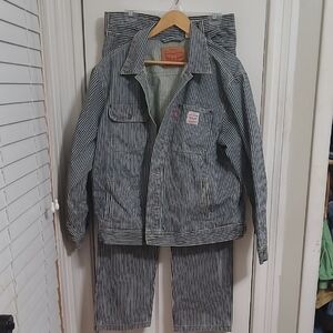 Levi's Striped Men's Jacket and Pants Set